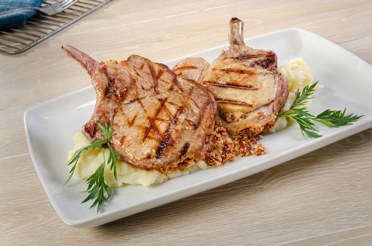 French Center Cut Bone-In Pork Chops (12oz) - Image 3